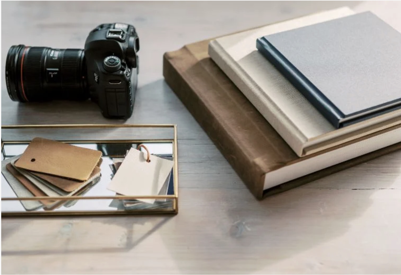 Wedding albums and cover swatches