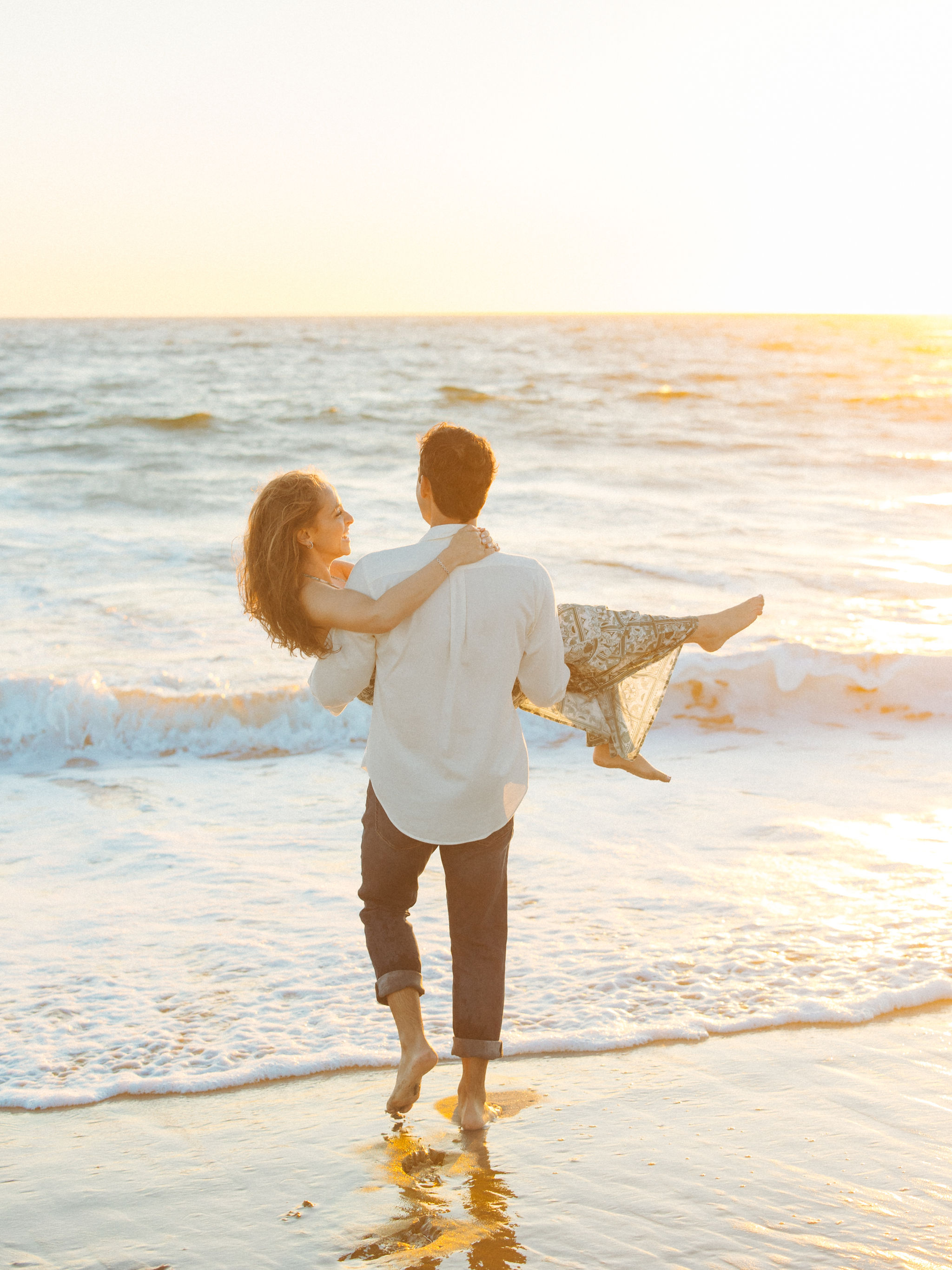 Proposal photography at the beach